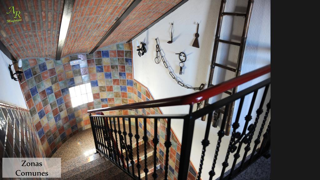 Apartamentos Rurales Monfraguee Torrejón el Rubio Eksteriør bilde