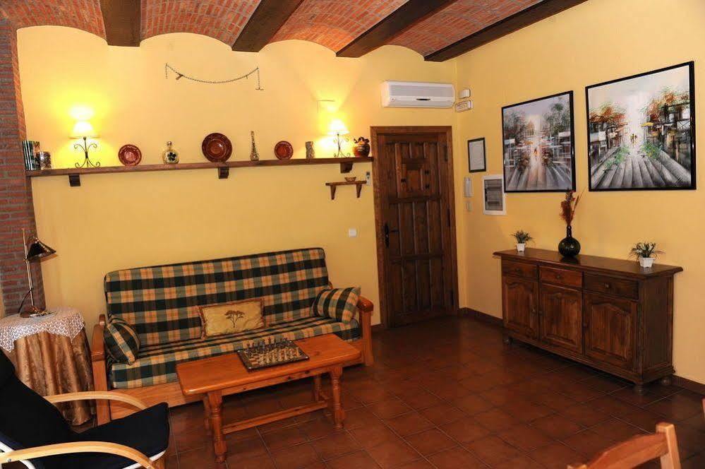 Apartamentos Rurales Monfraguee Torrejón el Rubio Eksteriør bilde