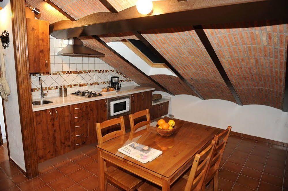 Apartamentos Rurales Monfraguee Torrejón el Rubio Eksteriør bilde