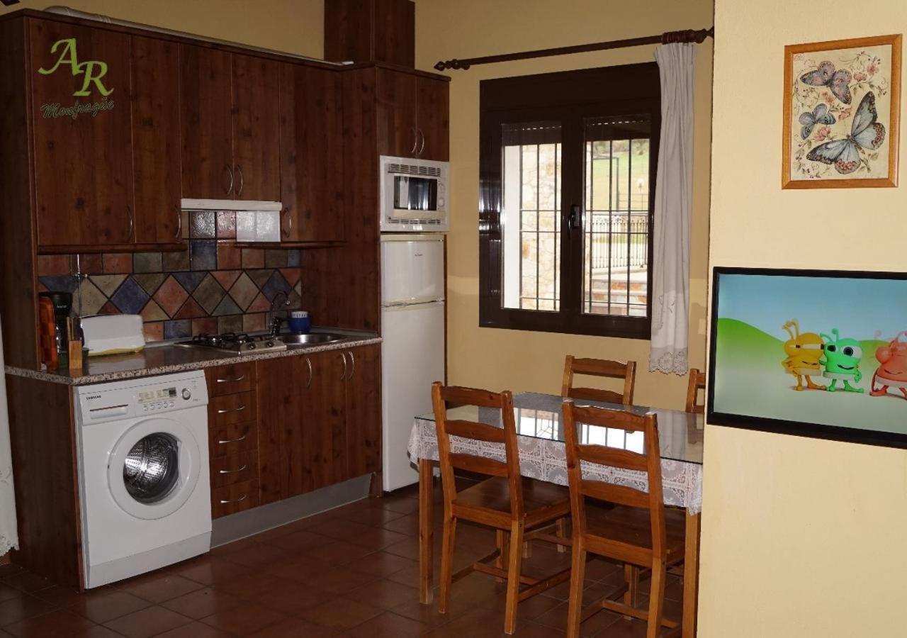 Apartamentos Rurales Monfraguee Torrejón el Rubio Eksteriør bilde